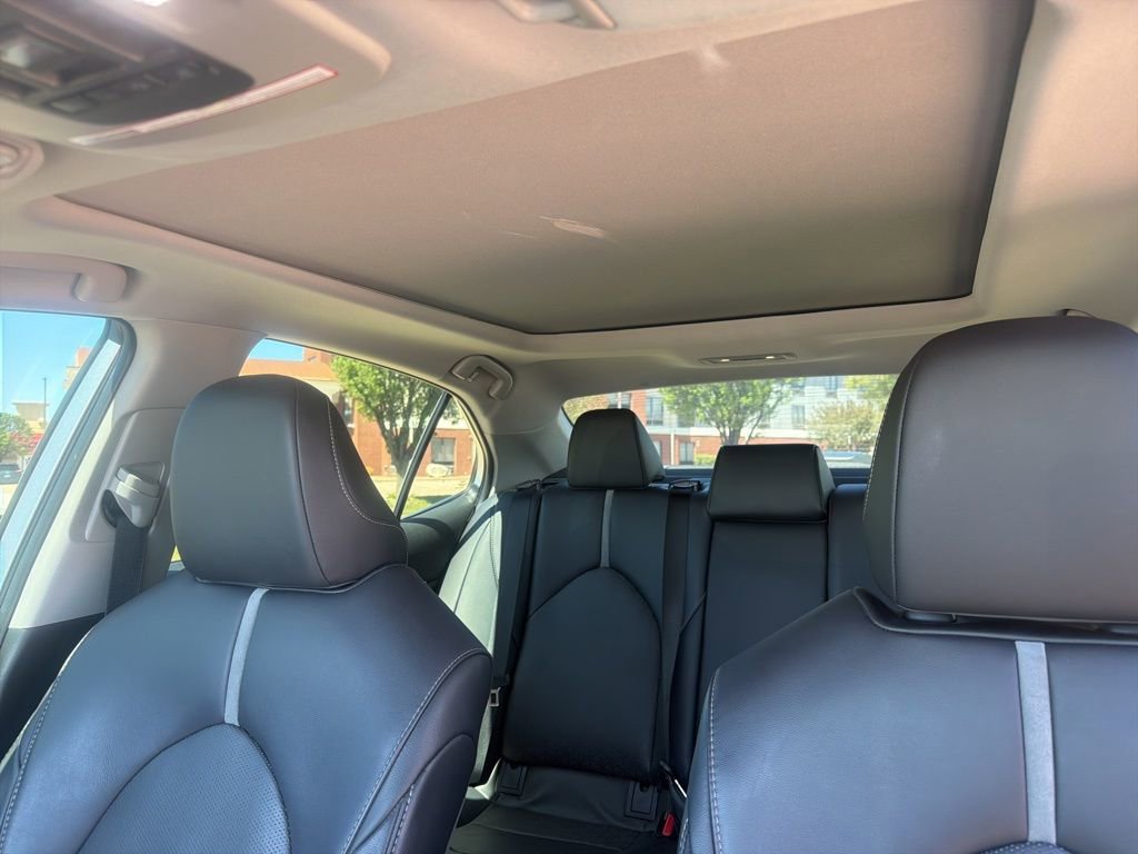 Used 2020 Toyota Camry XSE image 17