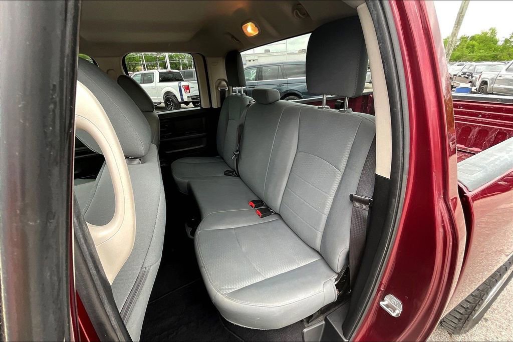 Used 2017 RAM 1500 Express image 26