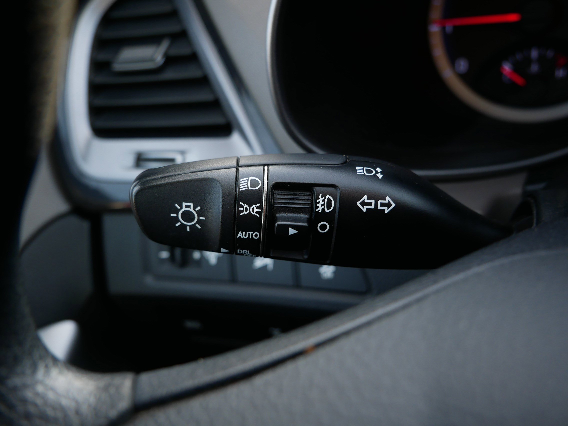 Used 2016 Hyundai Santa Fe SE image 31