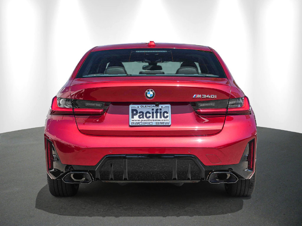 Used 2025 BMW M340i Sedan RWD image 5