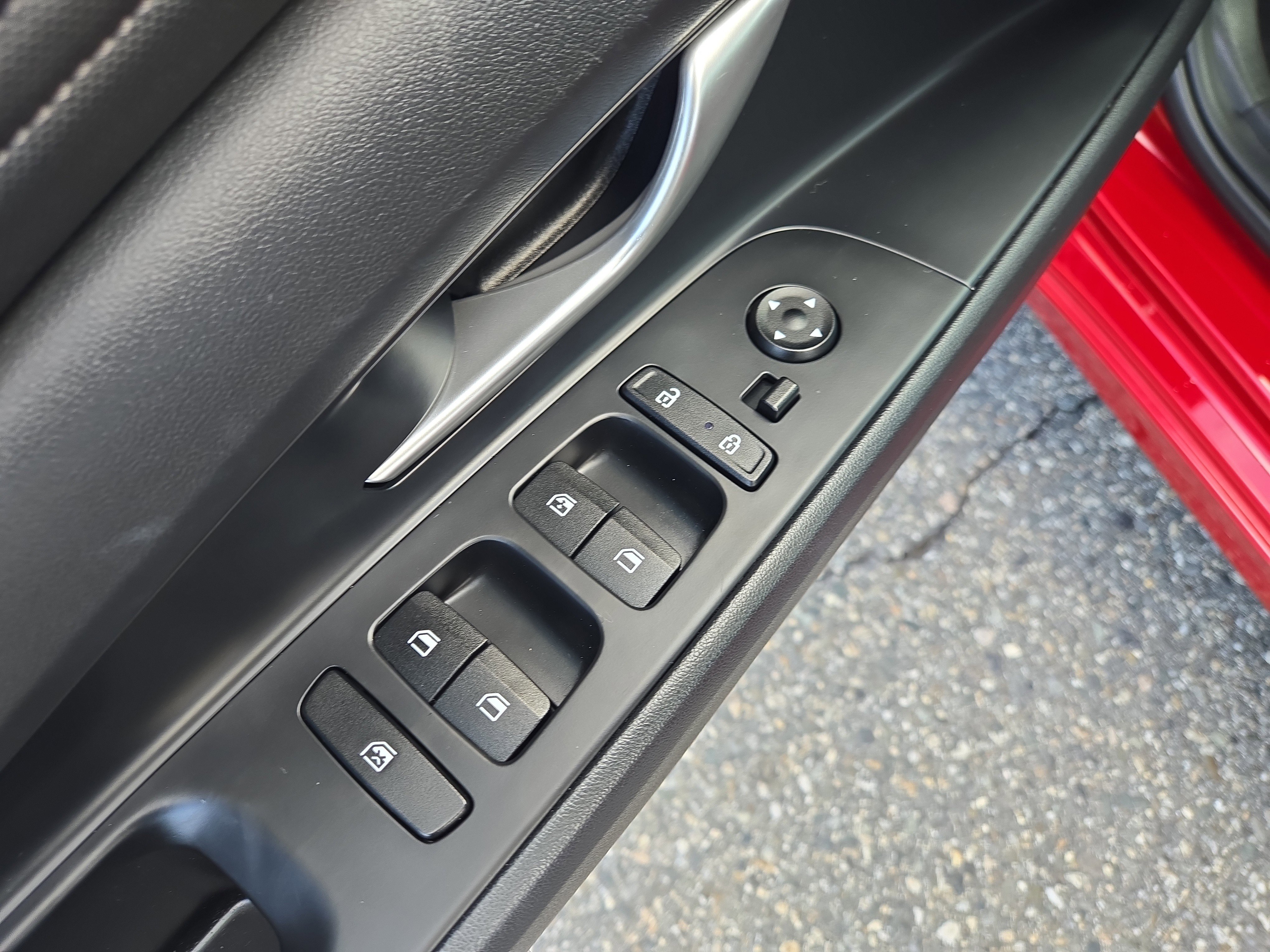 Used 2023 Hyundai Elantra SEL w/ Convenience Package image 20