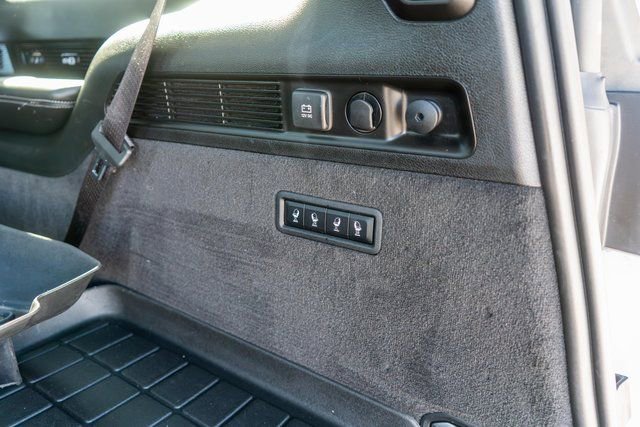 Used 2023 Jeep Grand Wagoneer 4WD w/ Flexible Seating Group image 12