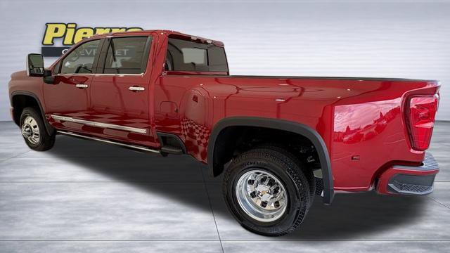 New 2026 Chevrolet Silverado 3500 High Country w/ Technology Package AWD/4WD image 2