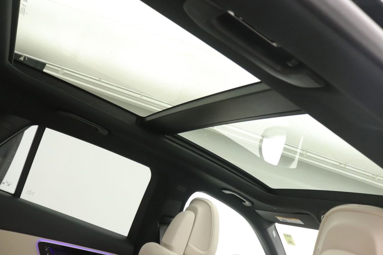 New 2026 Mercedes-Benz GLC 300 image 14