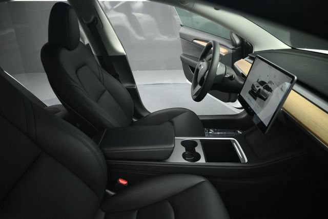 Used 2023 Tesla Model 3 Standard Range RWD image 57