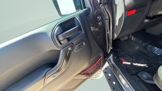 Used 2017 Jeep Wrangler Unlimited Rubicon image 10