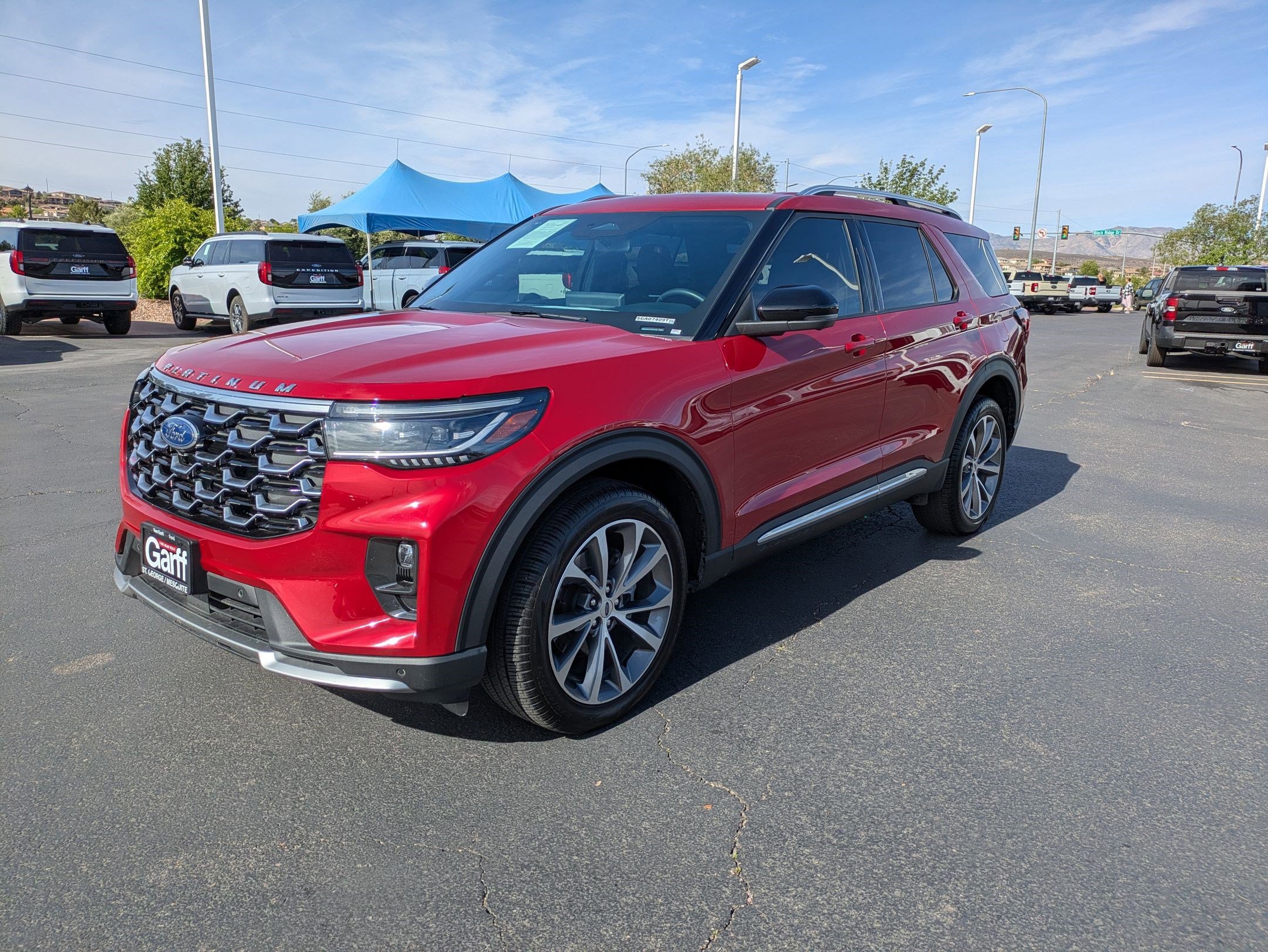 Certified 2025 Ford Explorer Platinum w/ Ultimate Package AWD/4WD image 10