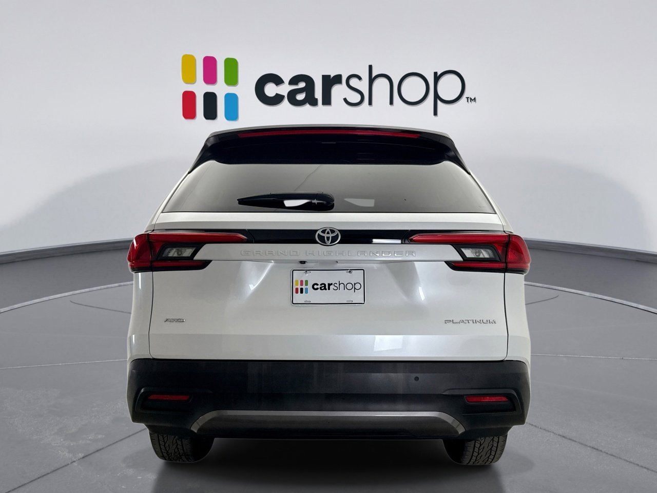 Used 2024 Toyota Grand Highlander AWD image 4