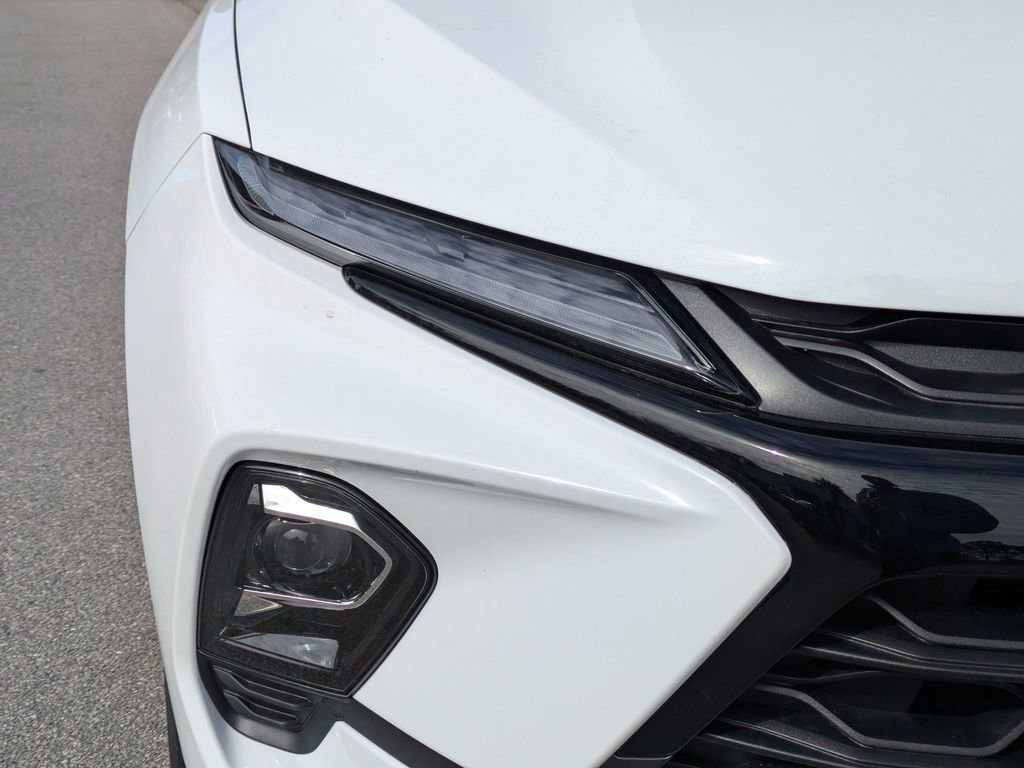 New 2025 Chevrolet Blazer LT w/ Midnight/Sport Edition image 10