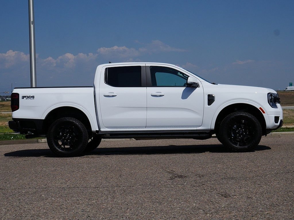 Used 2025 Ford Ranger Lariat w/ FX4 Off-Road Package AWD/4WD image 7