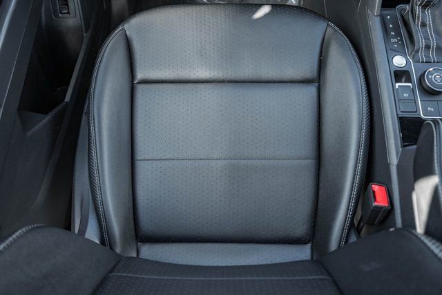 Used 2021 Volkswagen Atlas Cross Sport SEL image 33