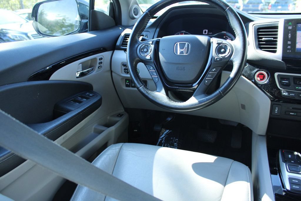 Used 2016 Honda Pilot Touring image 15