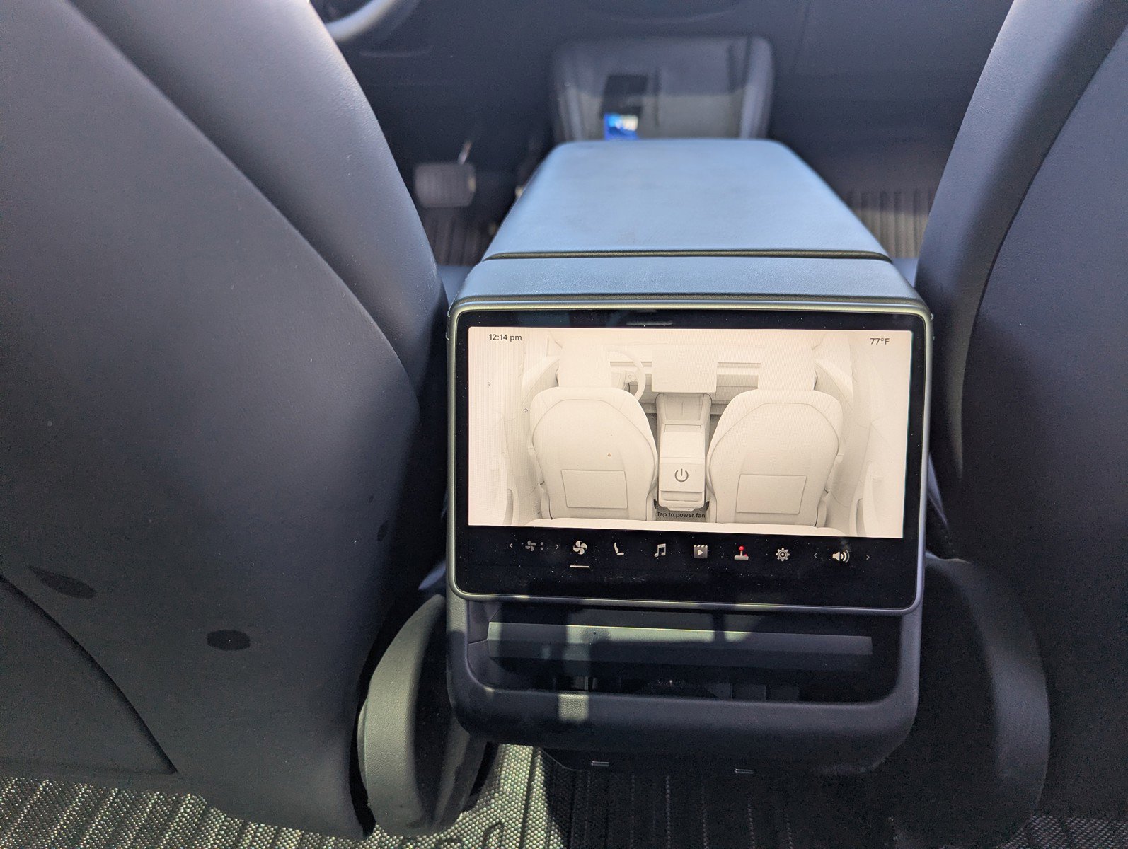 Used 2024 Tesla Model 3 Standard Range image 14