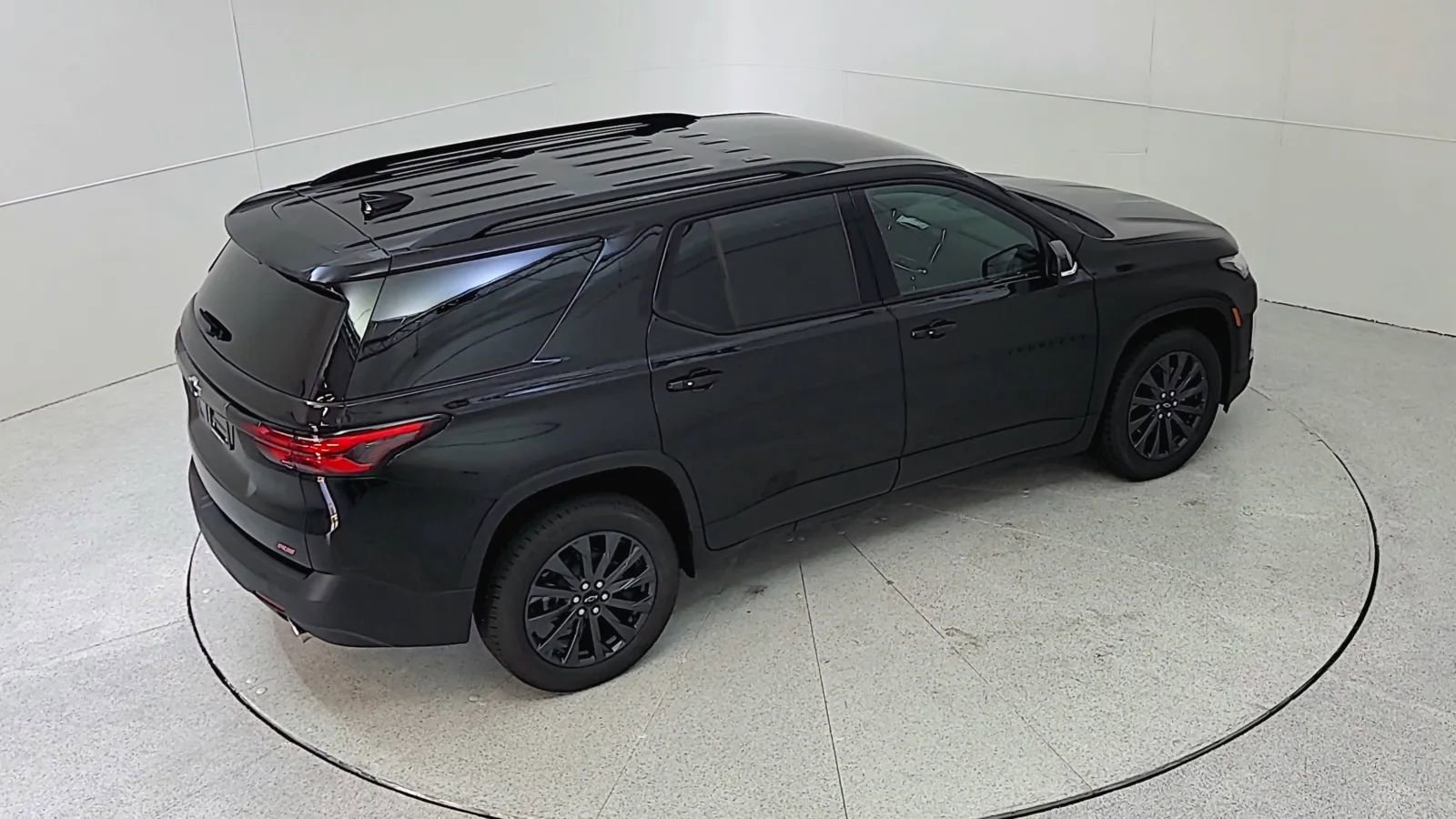 Used 2023 Chevrolet Traverse RS image 47