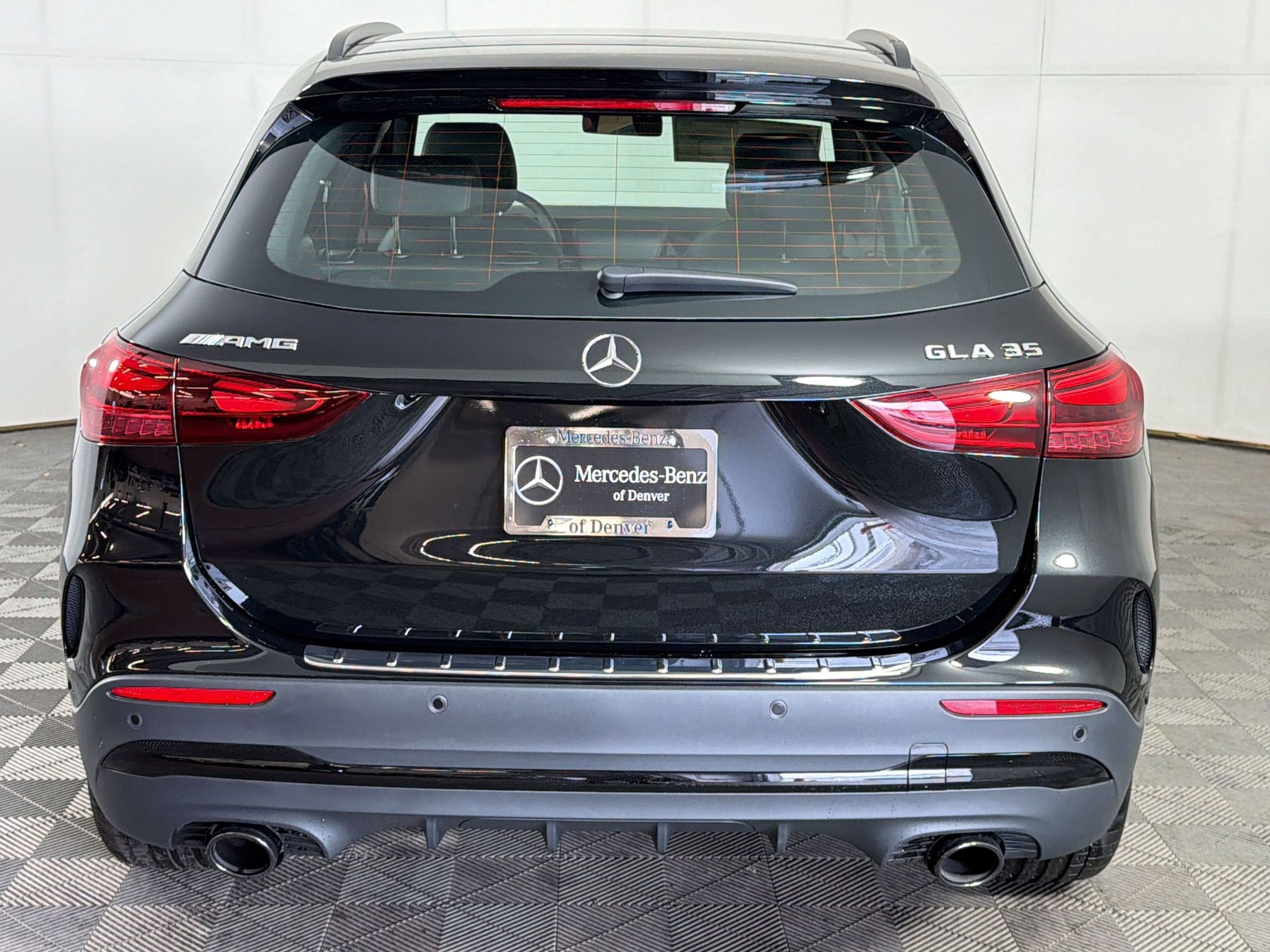 New 2026 Mercedes-Benz GLA 35 AMG 4MATIC image 10