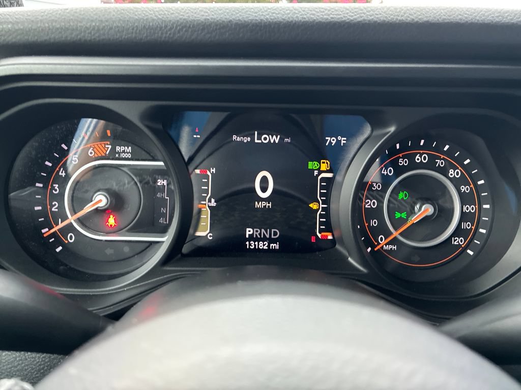 Used 2026 Jeep Wrangler Unlimited Sport AWD/4WD image 16