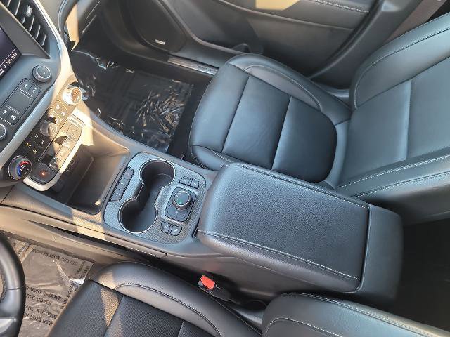 Used 2023 GMC Acadia SLT image 19