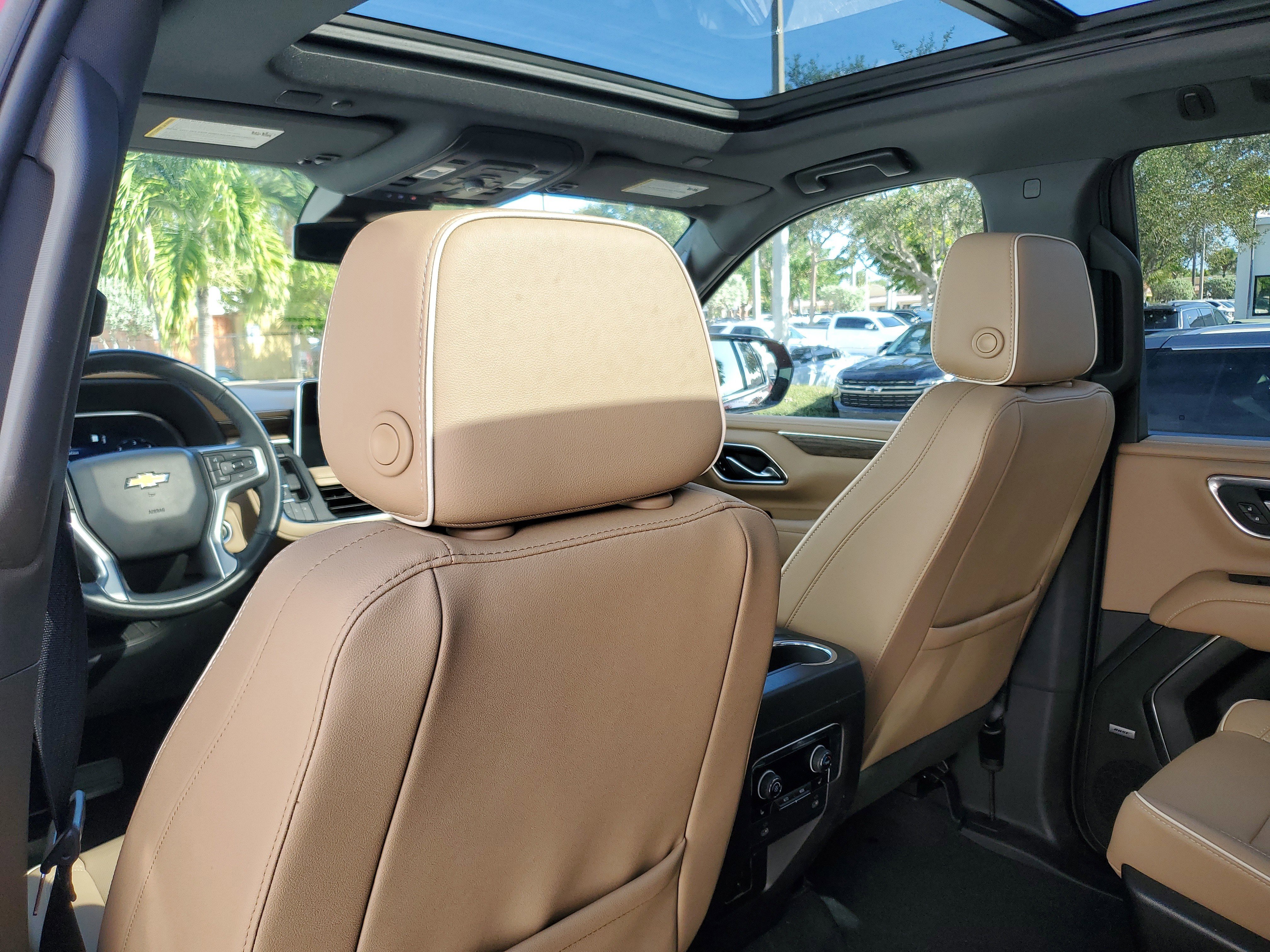 Used 2023 Chevrolet Tahoe Premier image 14