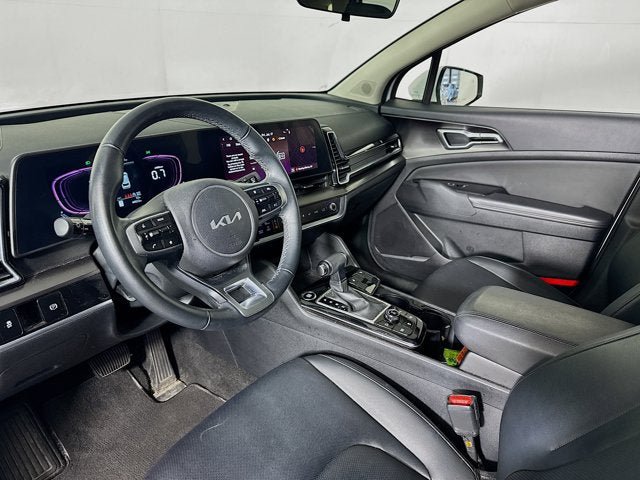Used 2024 Kia Sportage EX AWD/4WD image 9