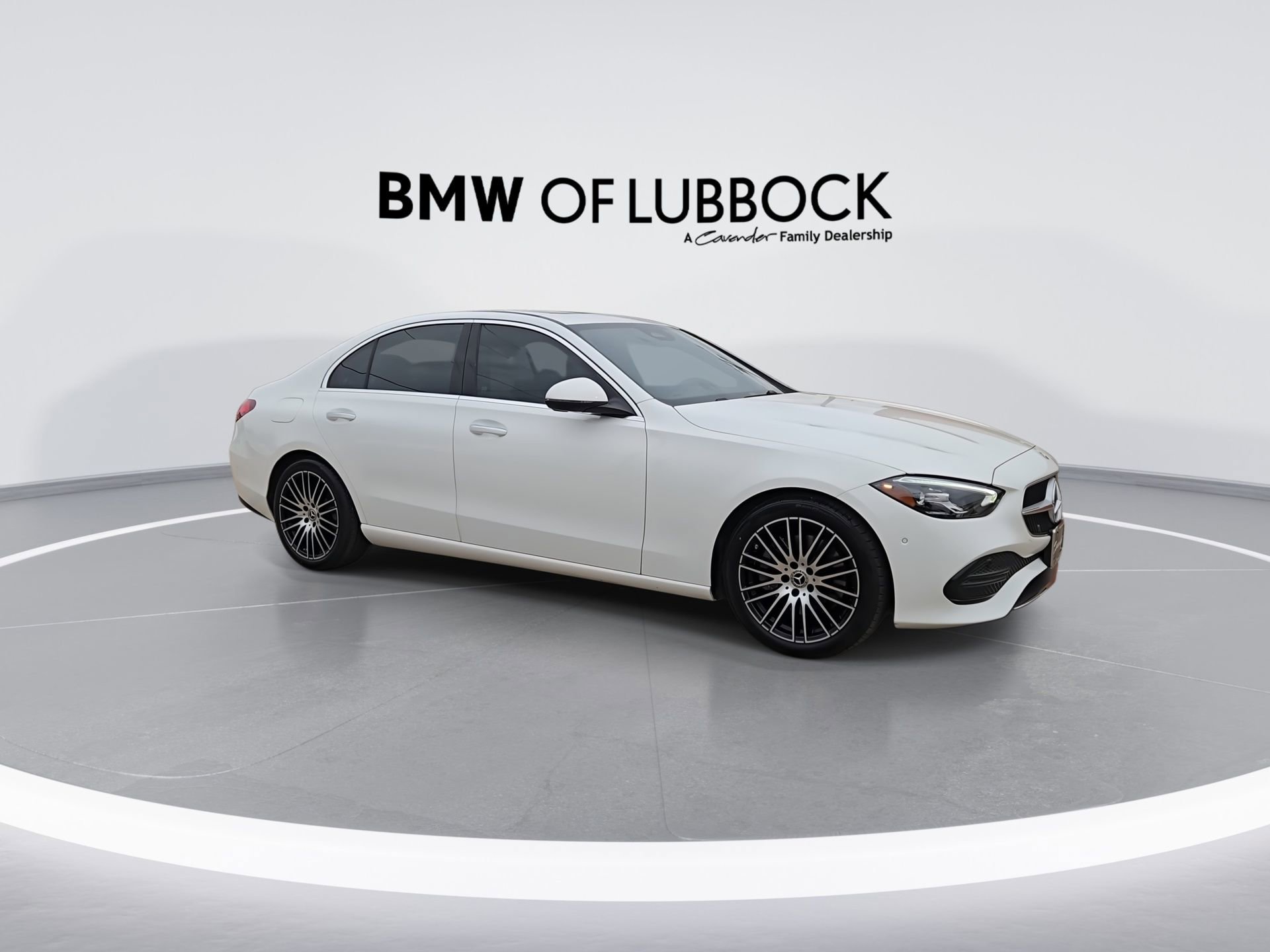 Used 2025 Mercedes-Benz C 300 4MATIC Sedan image 2