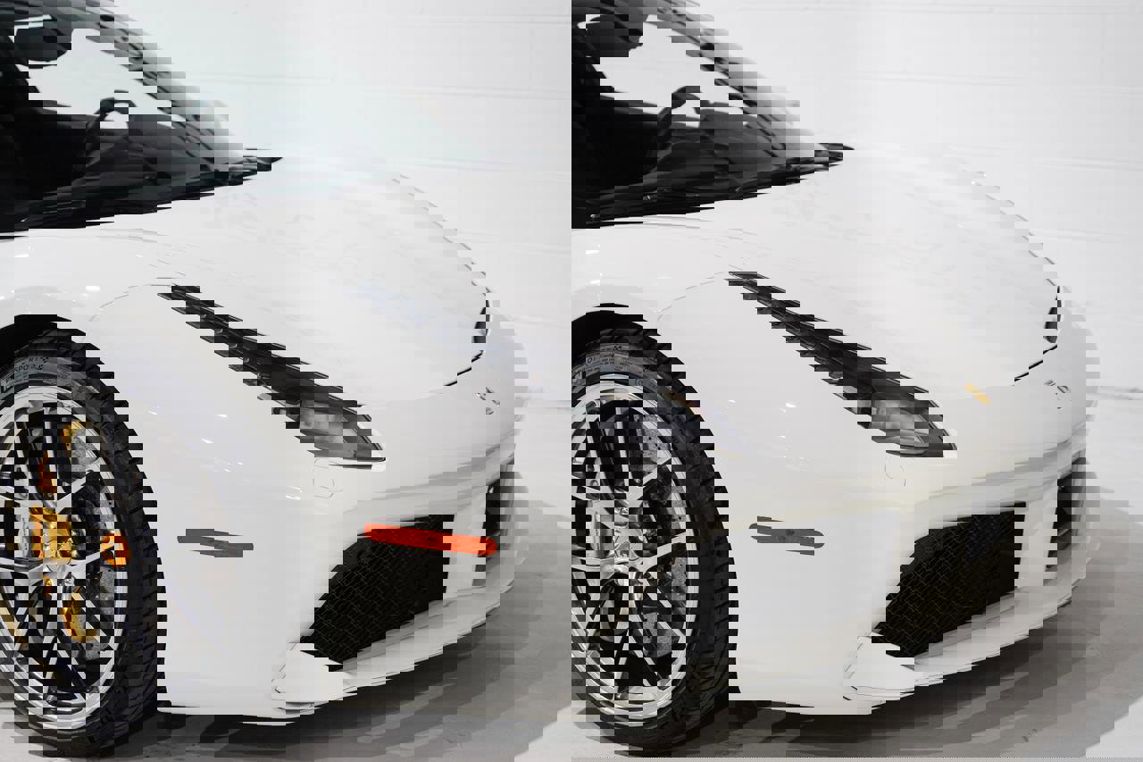 Used 2016 Ferrari 488 GTB image 22