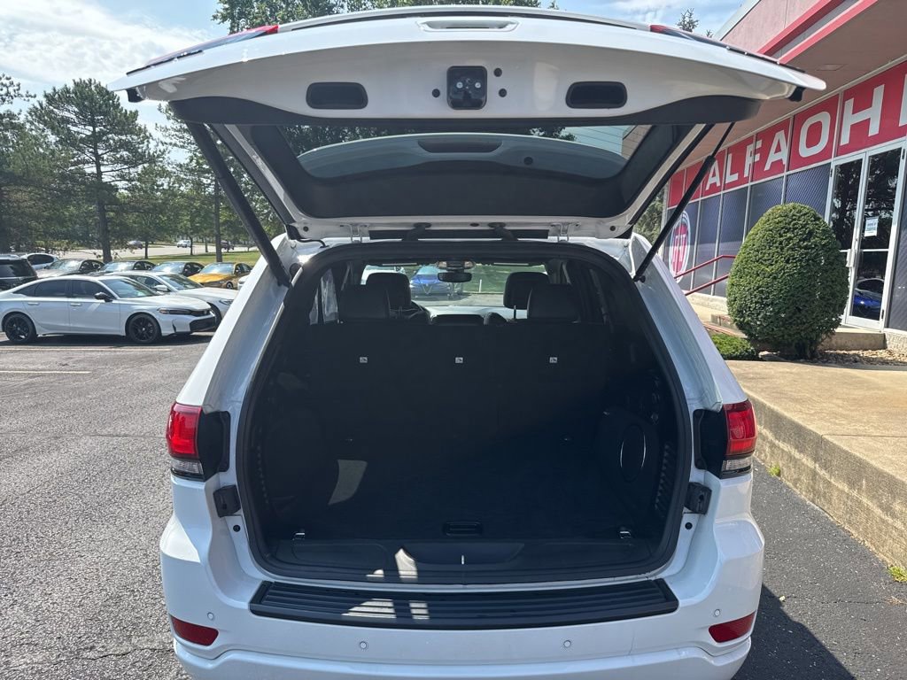 Used 2020 Jeep Grand Cherokee Altitude image 53