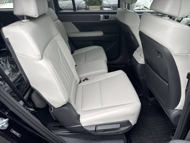 Certified 2026 Hyundai Santa Fe SEL FWD image 18