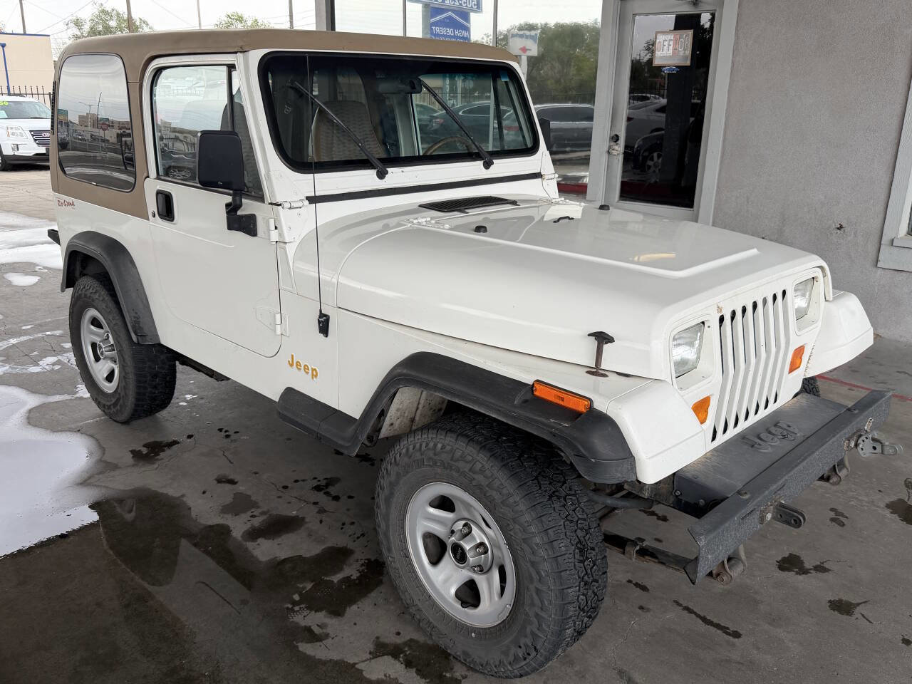 Used 1995 Jeep Wrangler Rio Grande AWD/4WD image 2