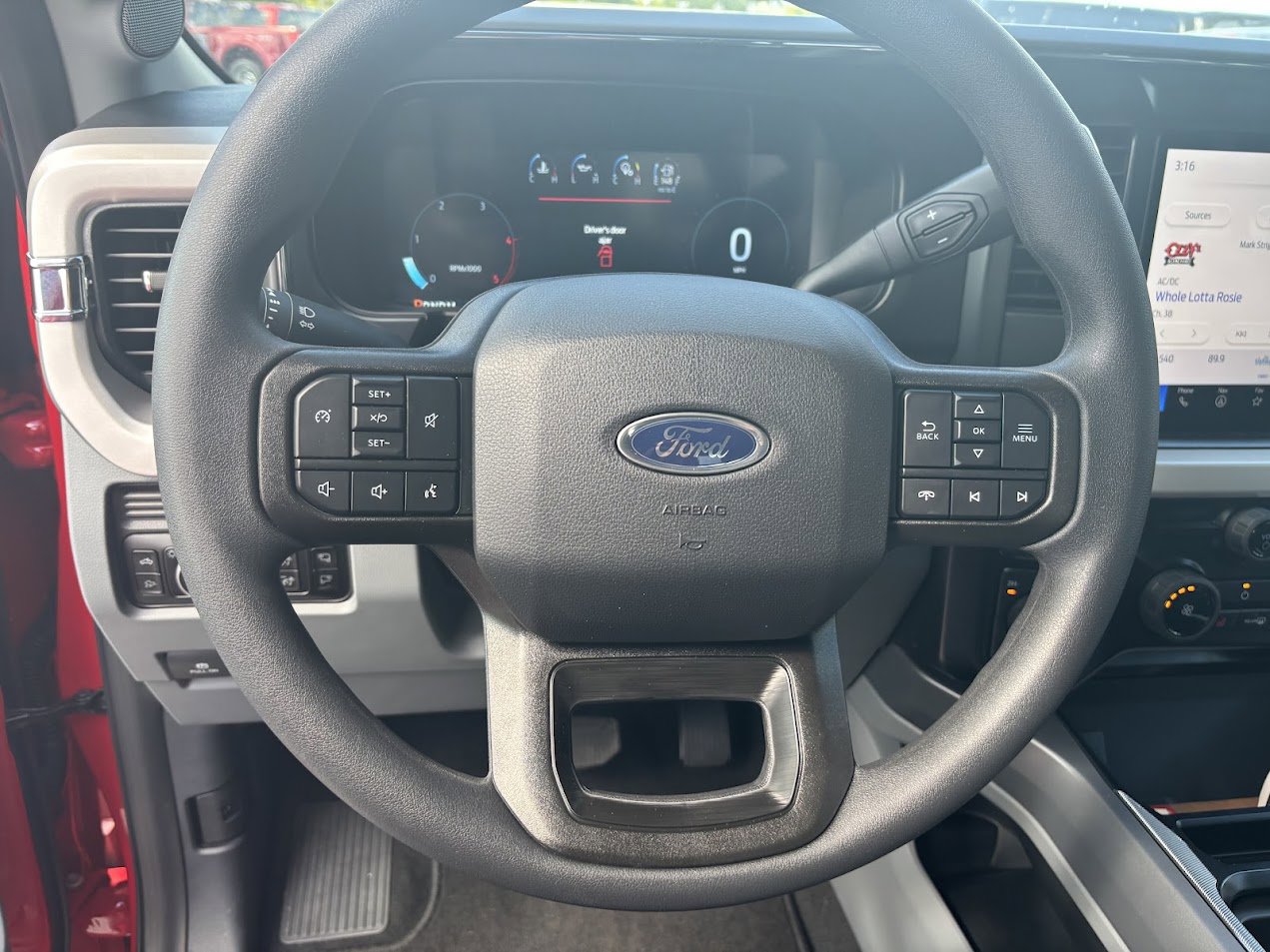 New 2025 Ford F350 XLT w/ Black Appearance Package image 9