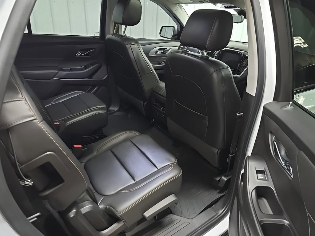 Used 2019 Chevrolet Traverse RS image 18