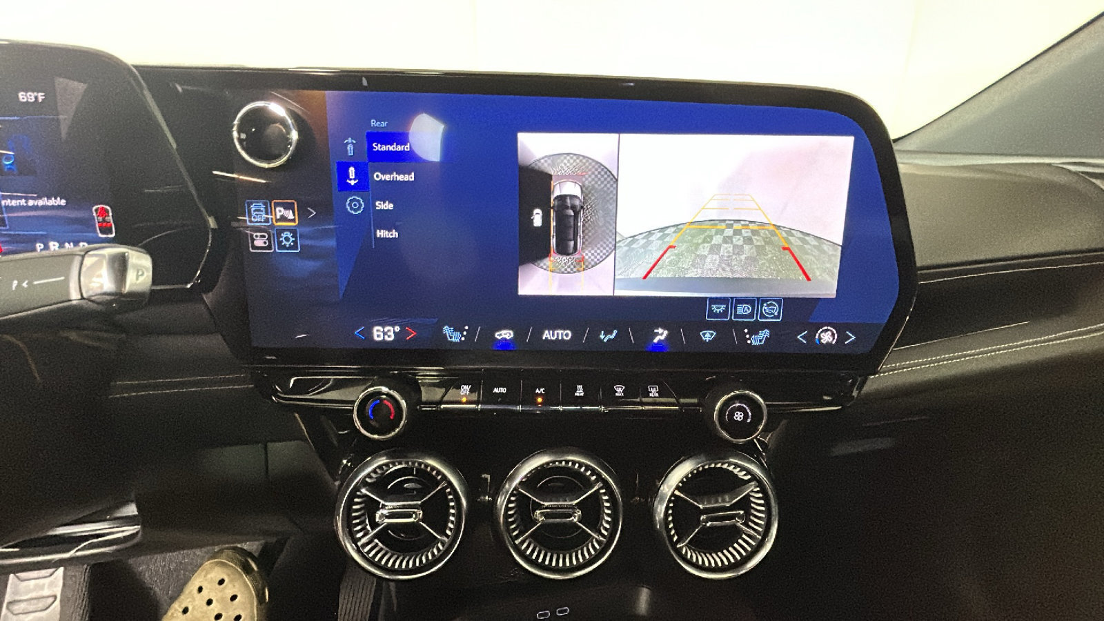 Used 2024 Chevrolet Blazer EV LT AWD/4WD image 29
