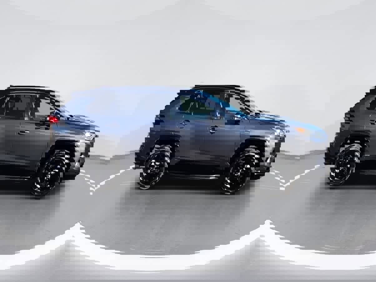 Certified 2020 Toyota RAV4 XSE w/ XSE Grade Weather Package image 9