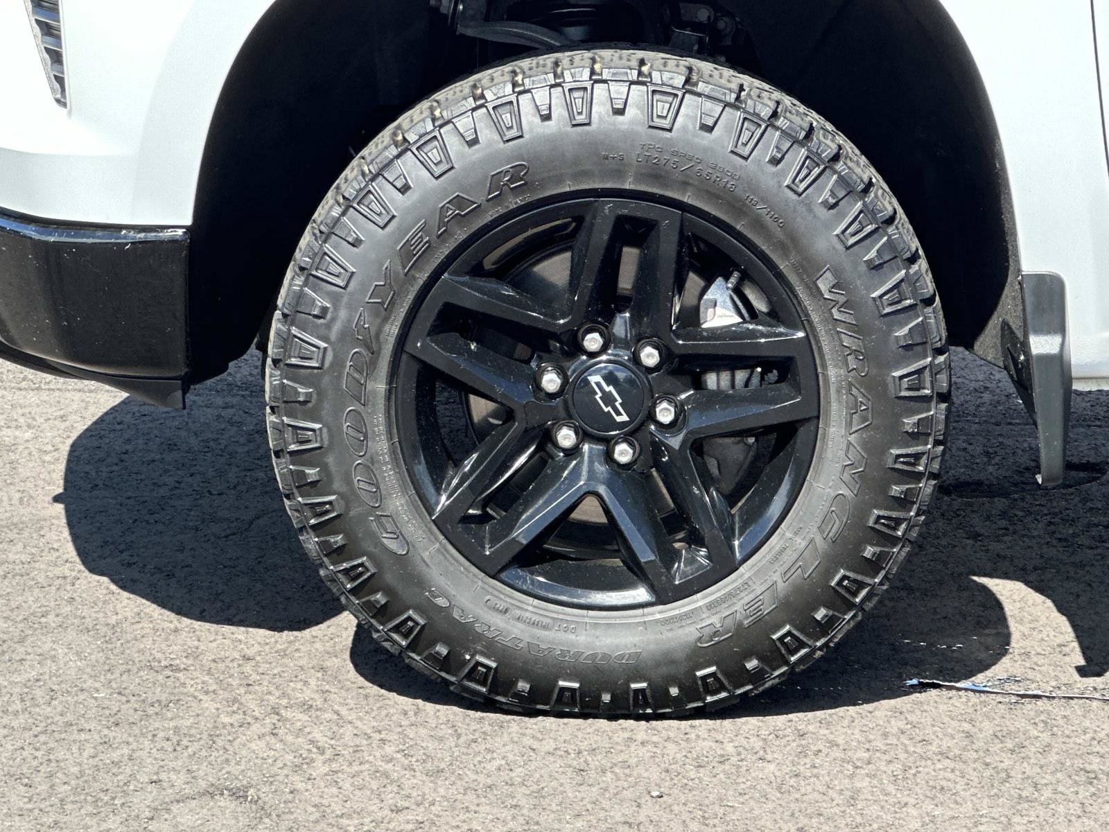 Certified 2023 Chevrolet Silverado 1500 LT Trail Boss w/ LPO, Dark Essentials Package AWD/4WD image 8