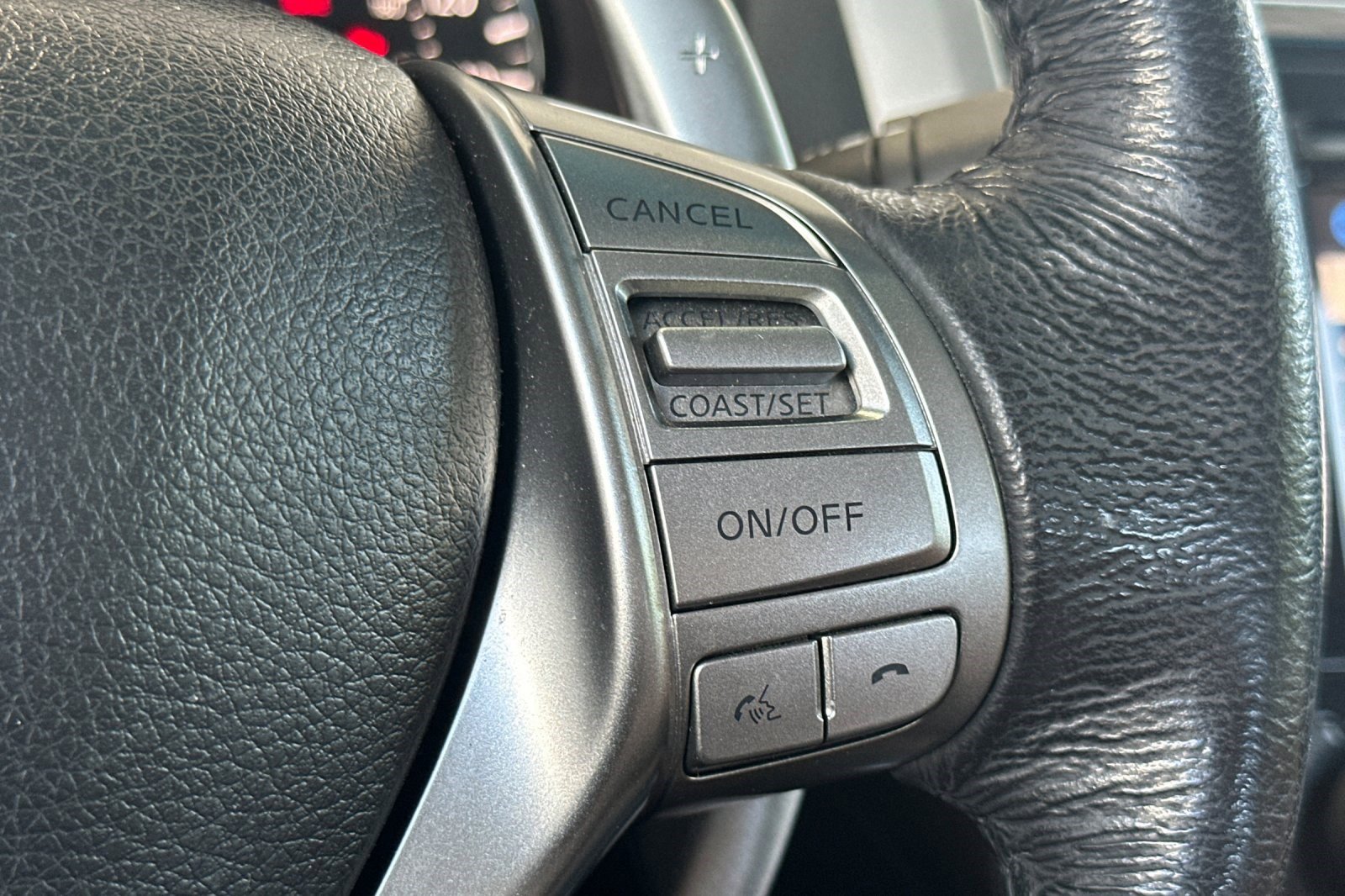 Used 2015 Nissan Altima 3.5 SL FWD image 30