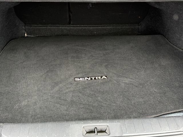 Certified 2022 Nissan Sentra SR w/ Lighting Package FWD image 18
