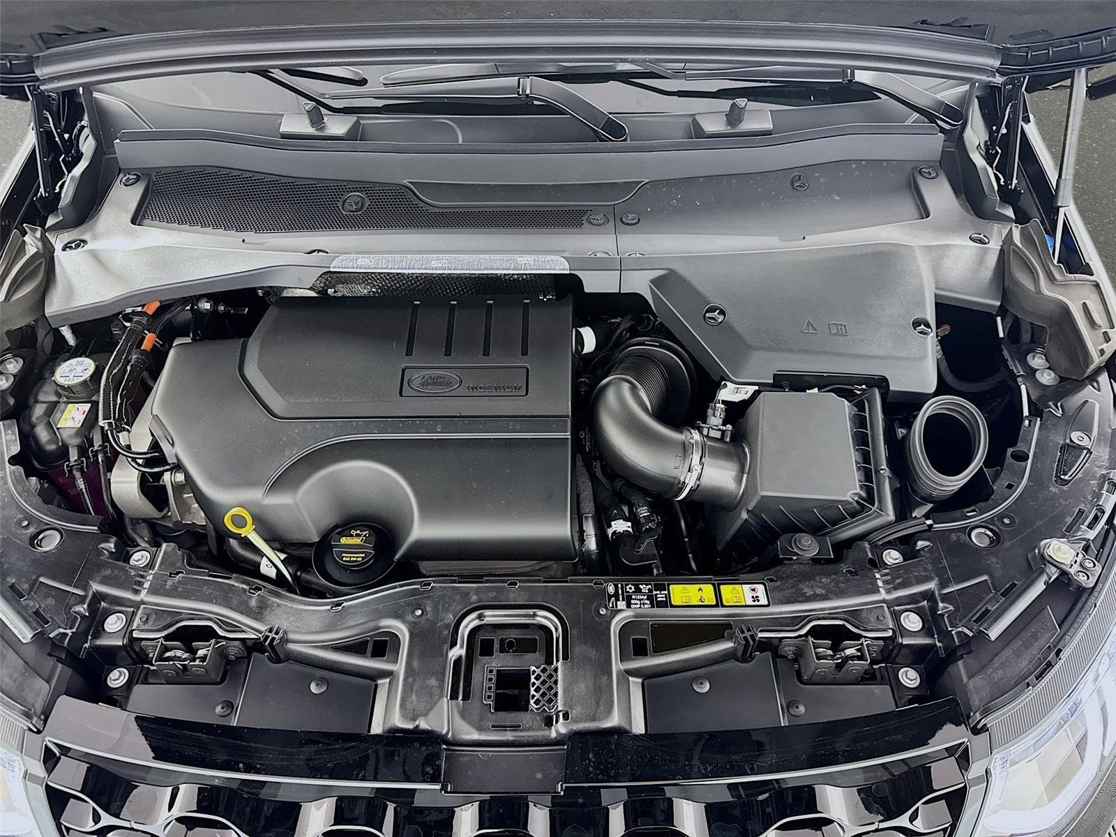 New 2026 Land Rover Discovery Sport Landmark AWD/4WD image 32