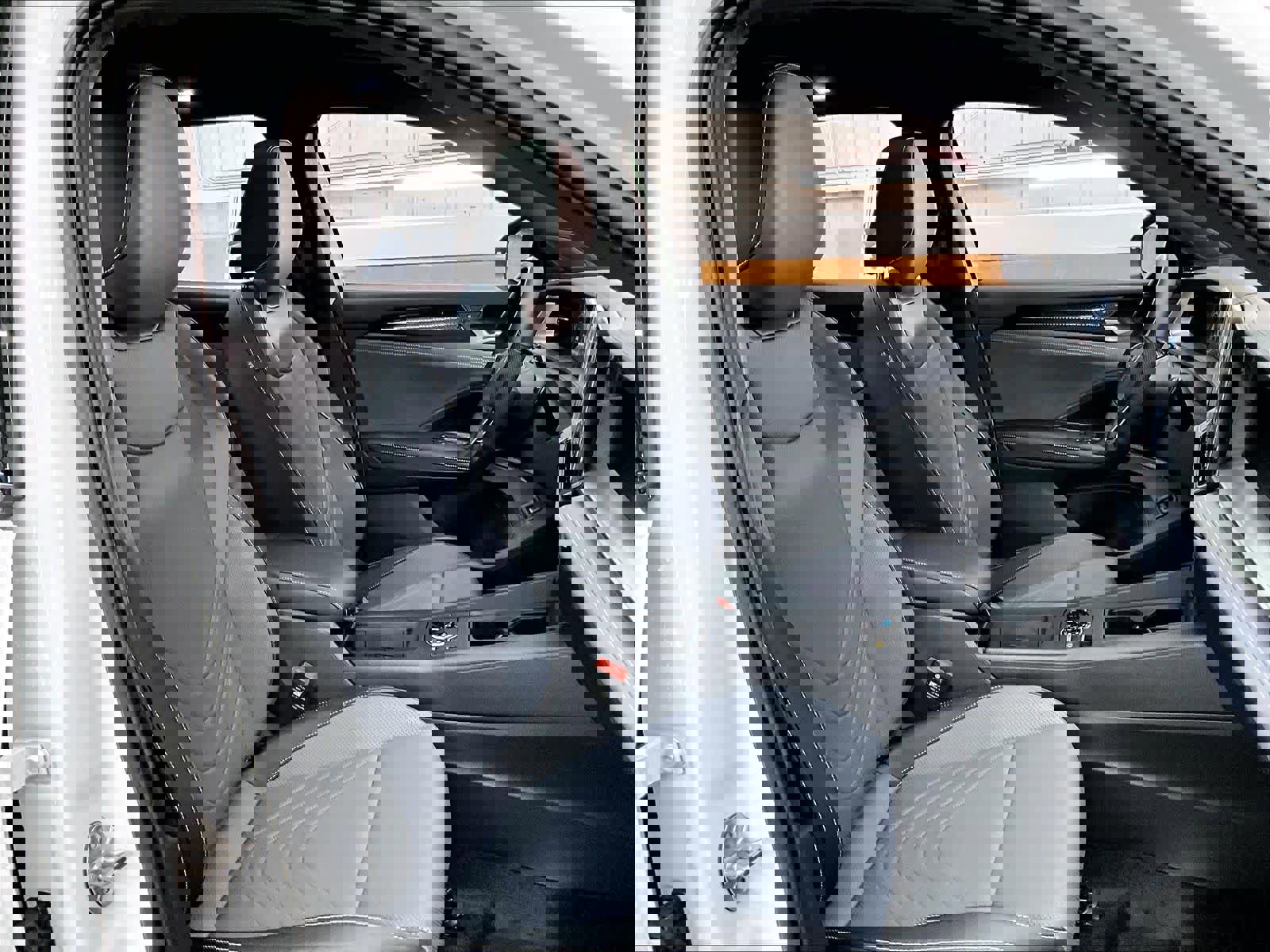 New 2026 Volkswagen Tiguan SE R-Line image 31