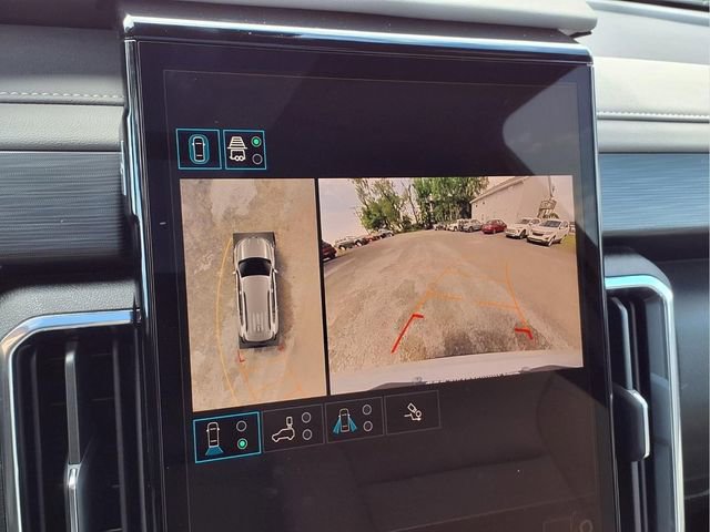 New 2026 GMC Acadia Elevation w/ Elevation Premium Package AWD/4WD image 8