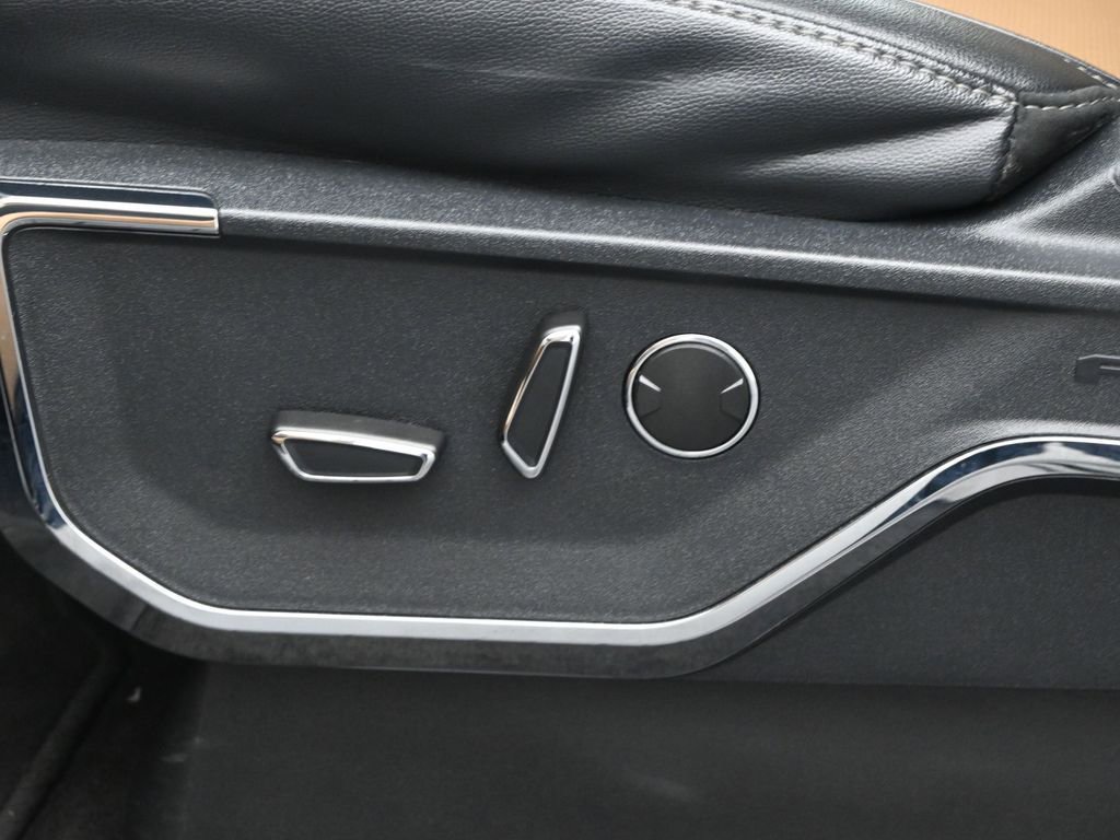 Used 2021 Ford F150 Lariat w/ Equipment Group 502A High image 9