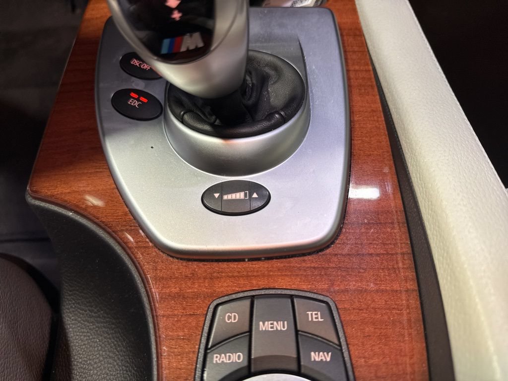 Used 2010 BMW M5 RWD image 37