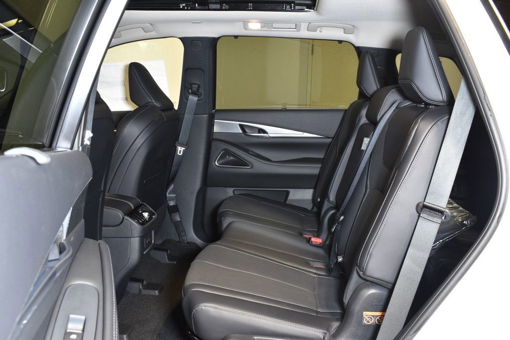 New 2026 INFINITI QX60 Luxe w/ Cargo Package image 29