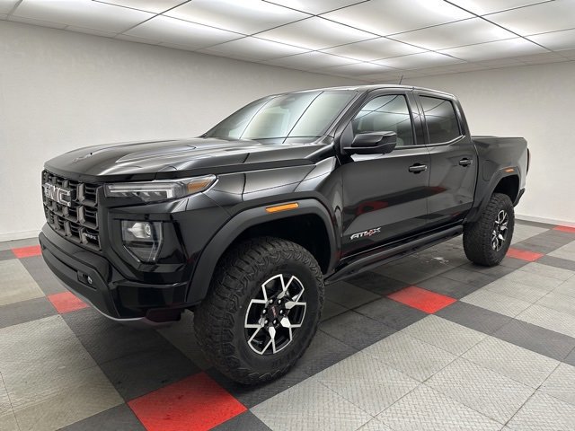 New 2025 GMC Canyon AT4 w/ AT4X Package image 3