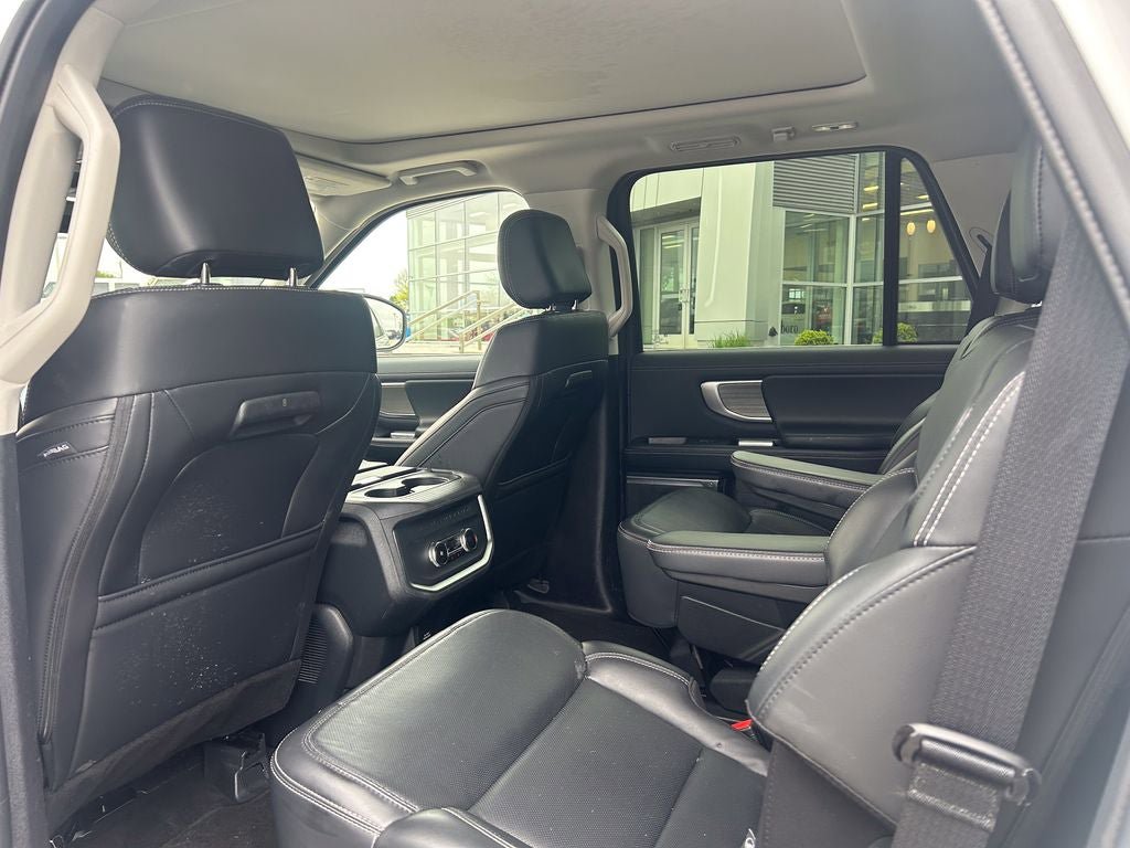 Certified 2025 Ford Expedition Platinum AWD/4WD image 14