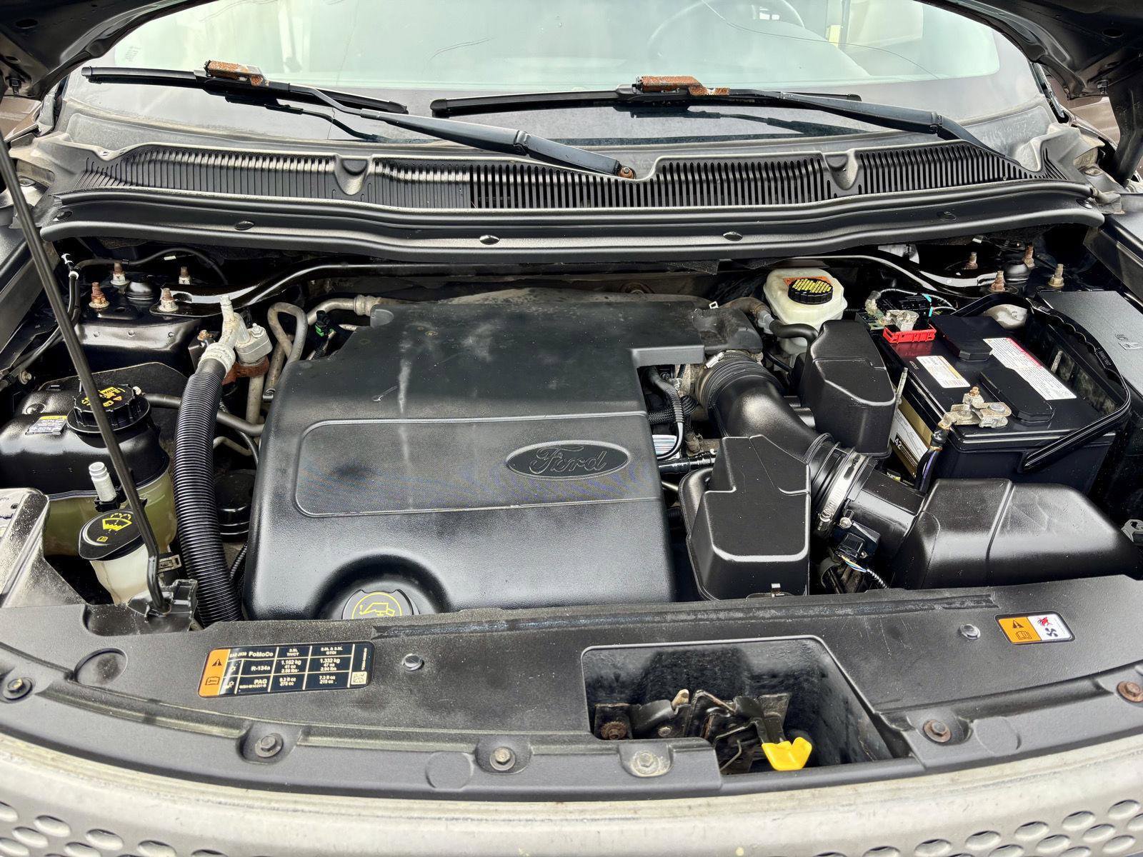 Used 2015 Ford Explorer XLT image 37