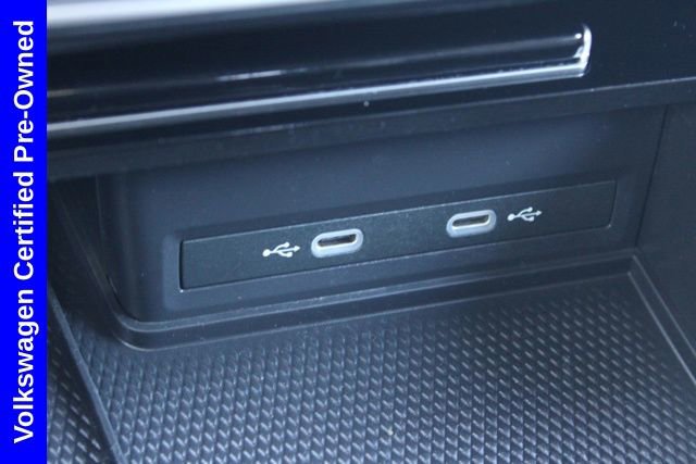 Used 2025 Volkswagen Atlas SE image 38