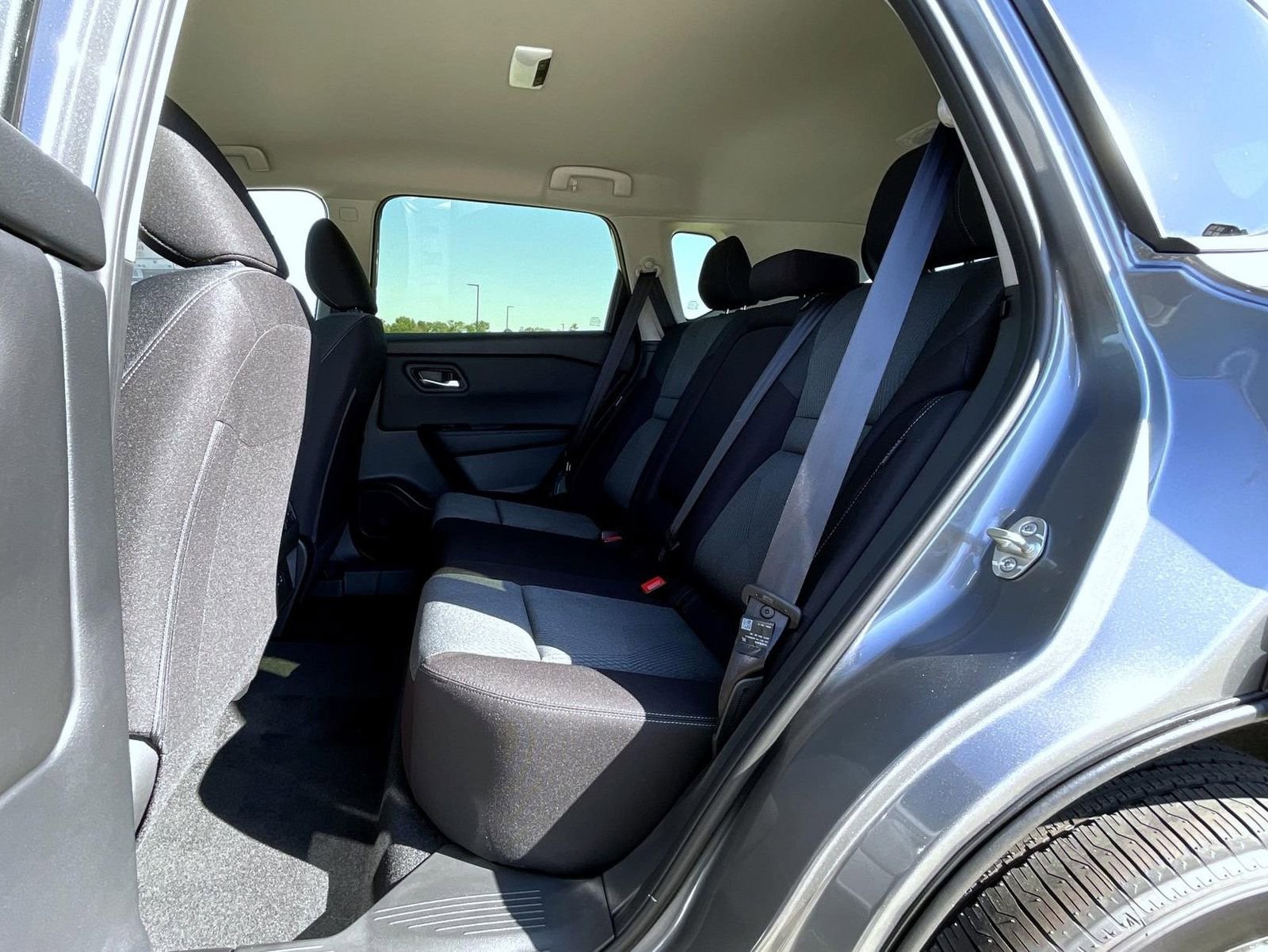 New 2026 Nissan Rogue SV image 12