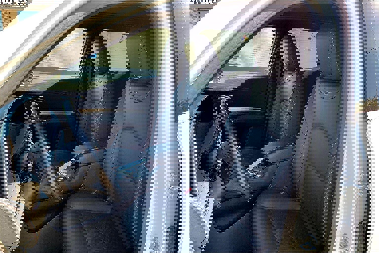 Used 2024 Cadillac XT4 Premium Luxury w/ Technology Package image 23