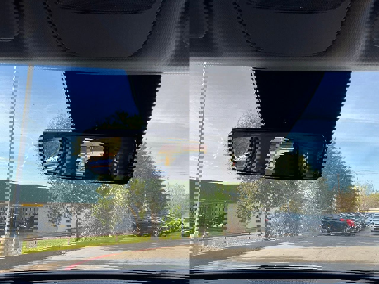 Used 2025 Kia Sportage LX image 18