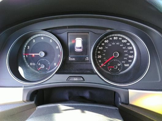 Used 2018 Volkswagen Atlas Launch Edition FWD image 8