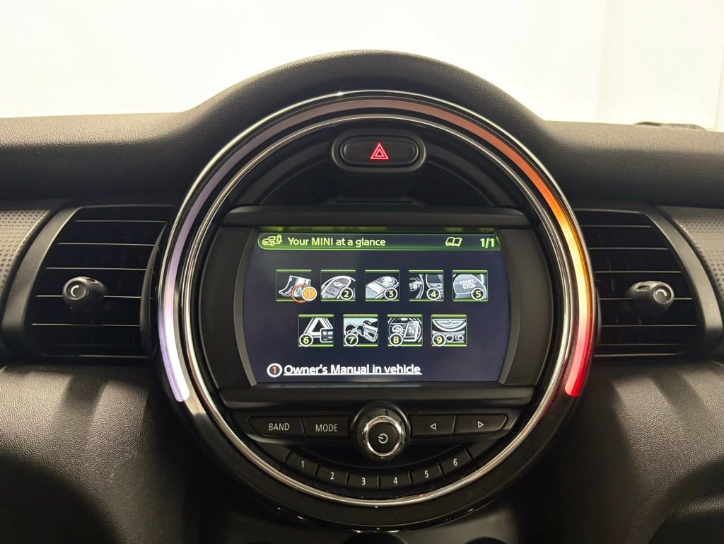 Used 2017 MINI Cooper 2-Door Hardtop image 38